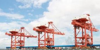 用于中转港散货装卸机的可靠减速电机与金属带装卸系统